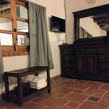 Hotel Del Rio 瓦斯卡坎波 外观 照片