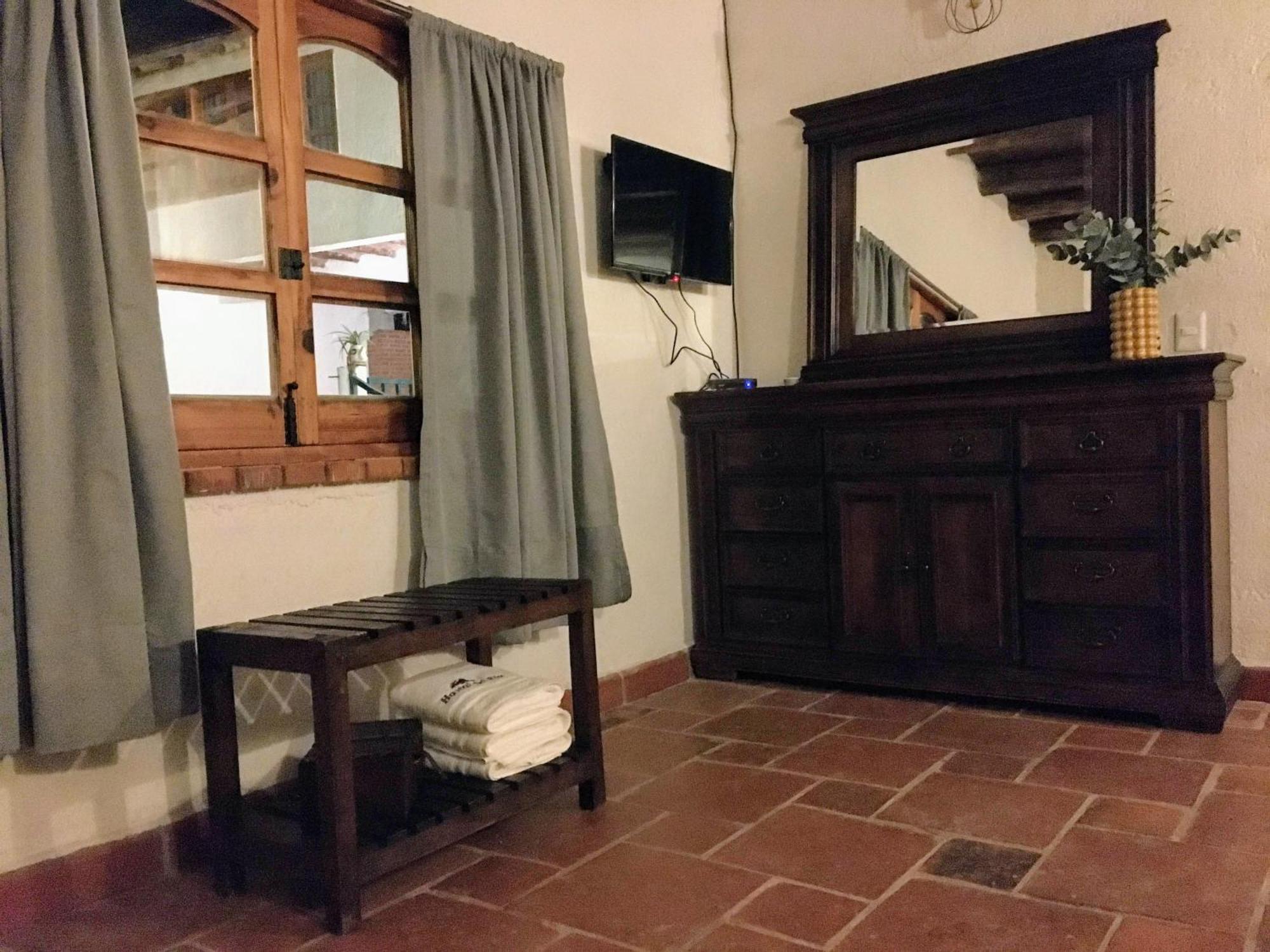 Hotel Del Rio 瓦斯卡坎波 外观 照片