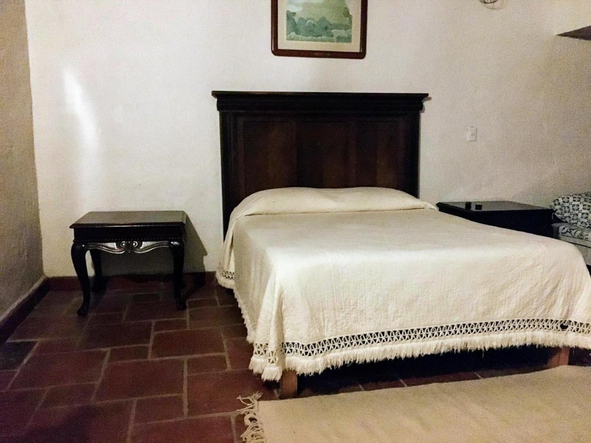 Hotel Del Rio 瓦斯卡坎波 外观 照片