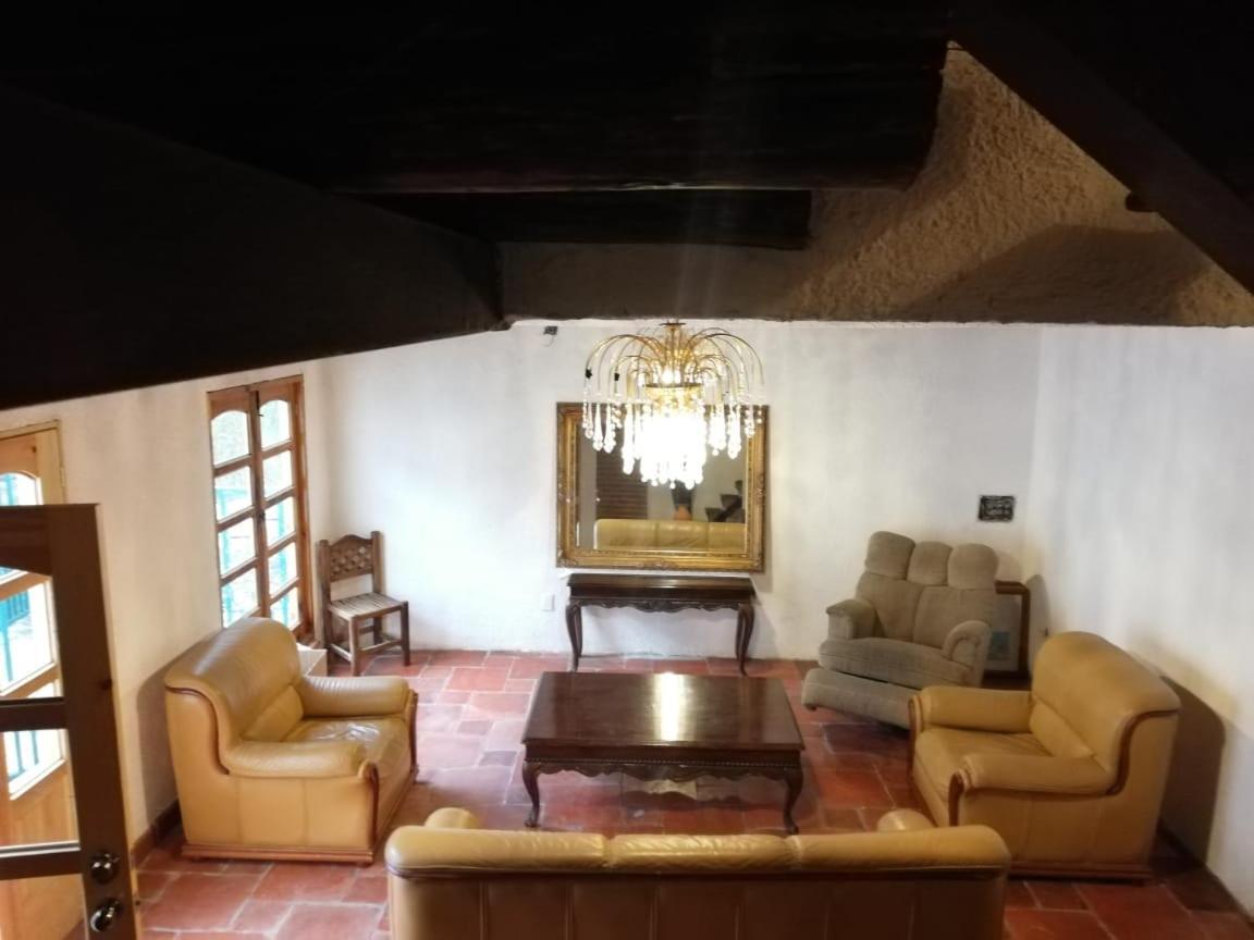 Hotel Del Rio 瓦斯卡坎波 外观 照片