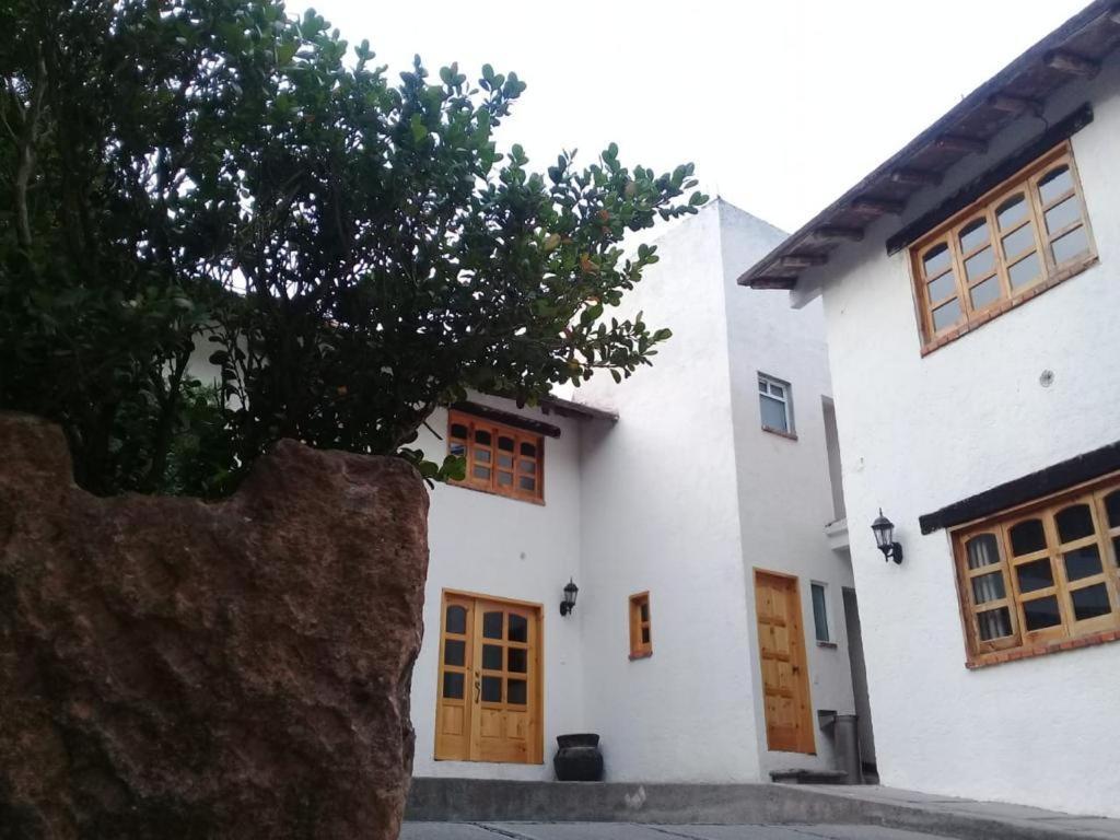 Hotel Del Rio 瓦斯卡坎波 外观 照片