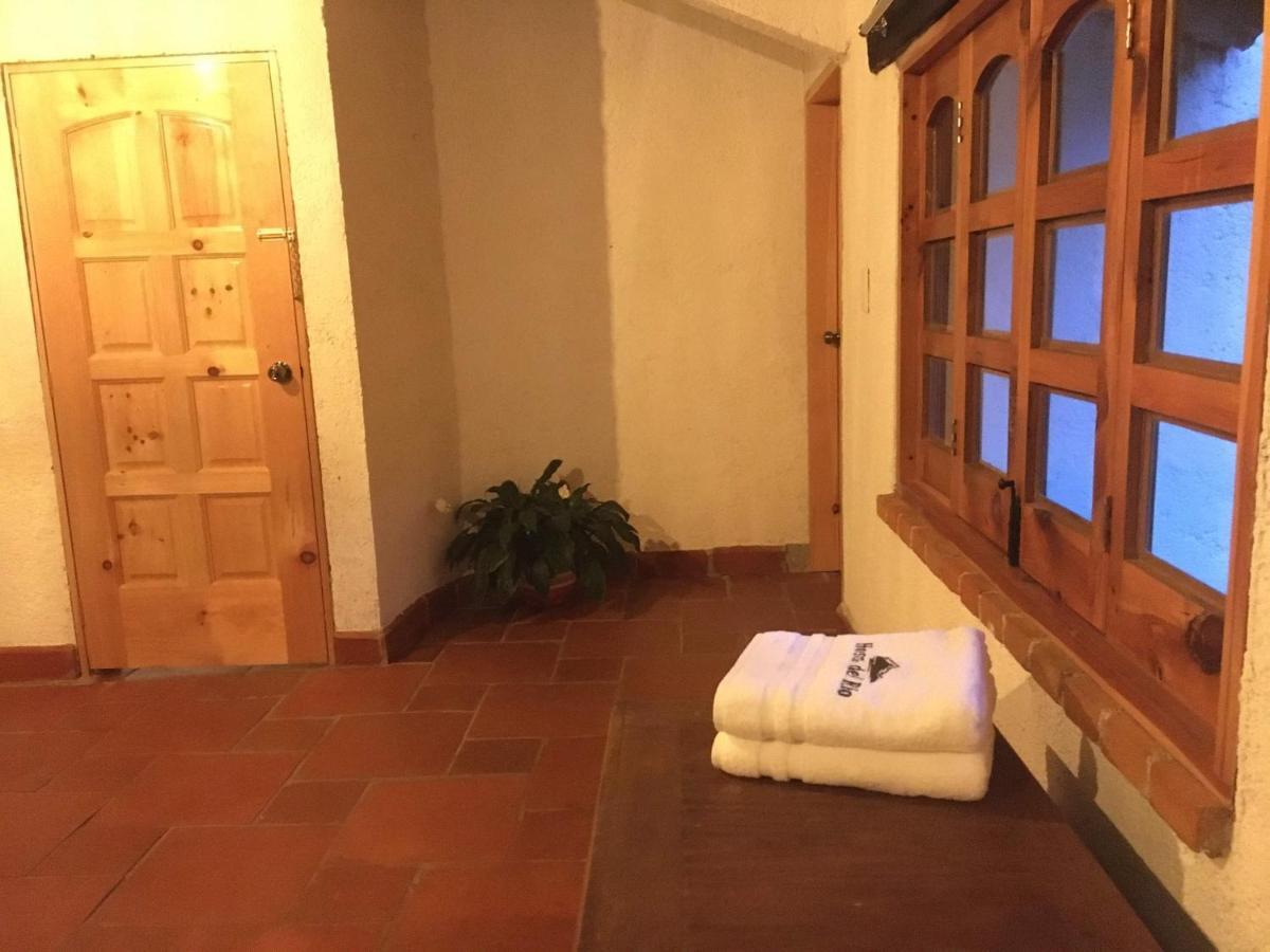 Hotel Del Rio 瓦斯卡坎波 外观 照片